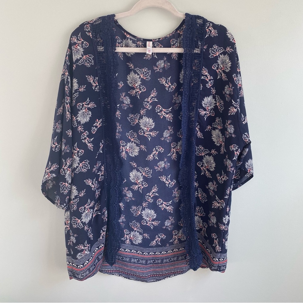 🌷 Xhilaration Kimono Cardigan